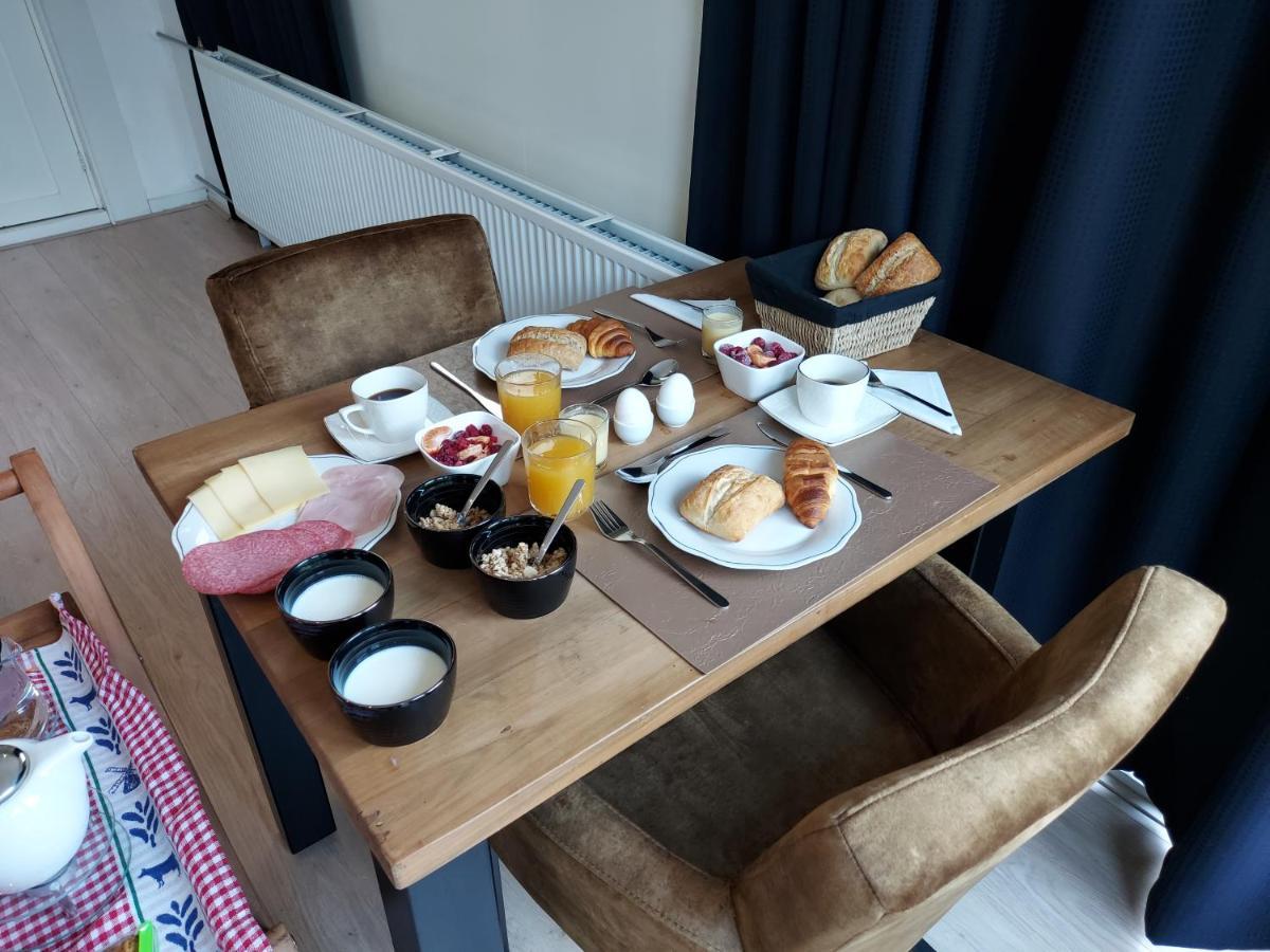 East Meets West Bed And Breakfast Венендал Экстерьер фото